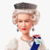 Barbie Queen Souvenir Foto Mattel.jpg